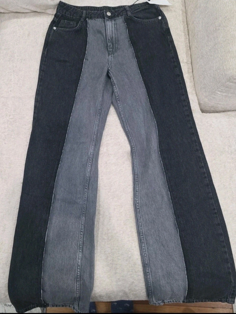 Zara Two-Tone Gray Wide-Leg Highrise Jeans. Combined Color Zara Jeans Size 8
